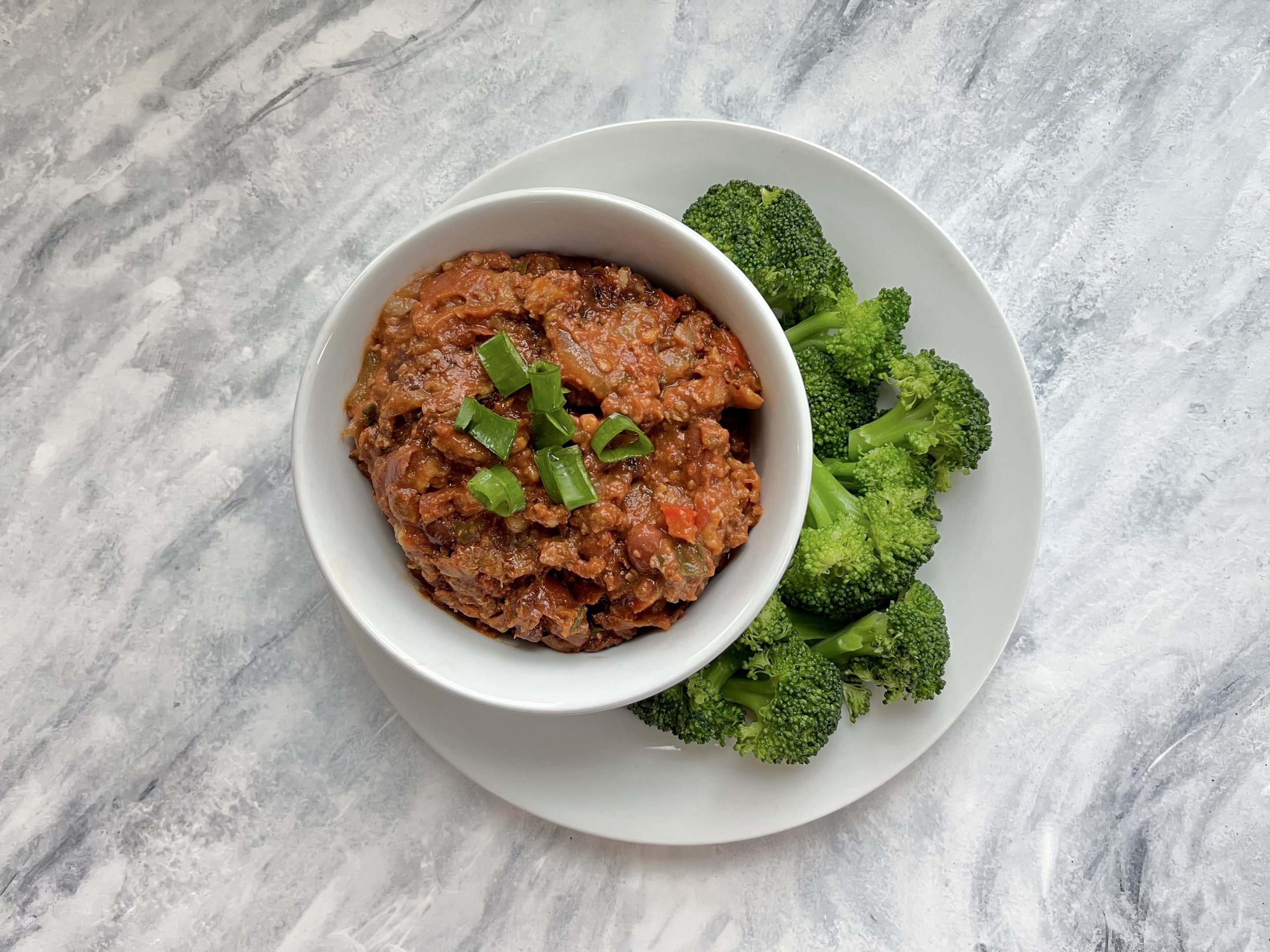 Easy Low Sodium Chili made with Ground Turkey